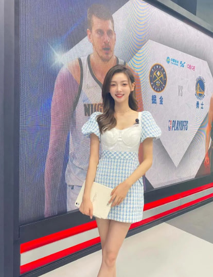 罗纳尔多经典照片激励青少年体育梦想